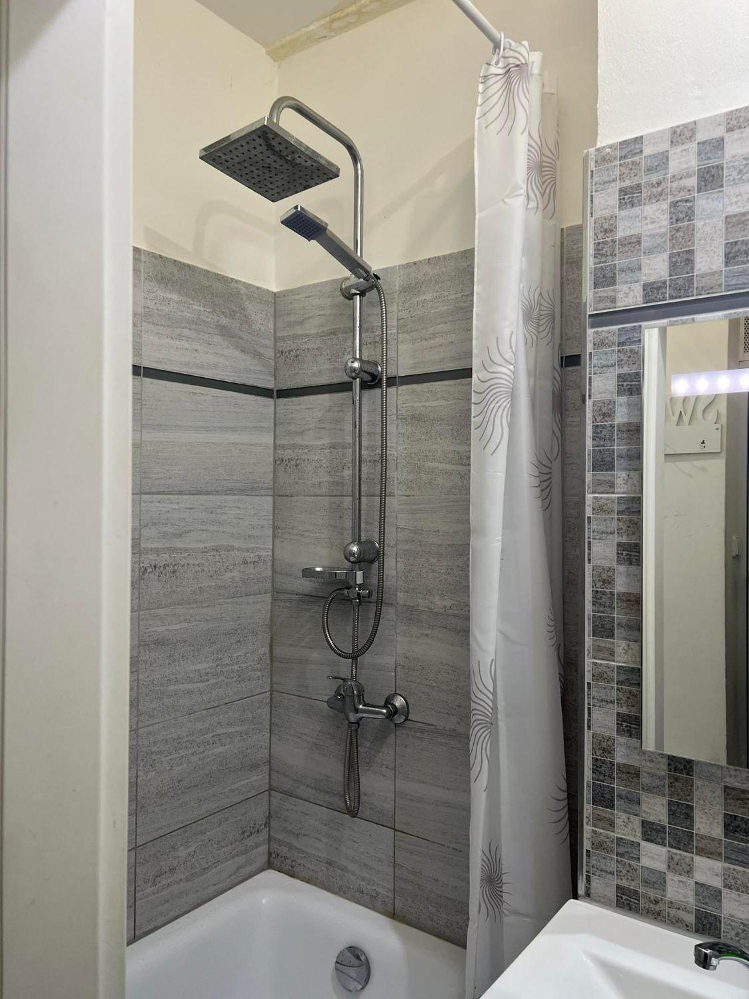 White Apartment, Kraskova 2, 브라티슬라바 외부 사진